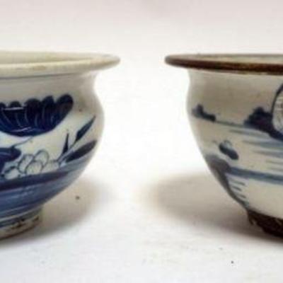 1231	2 ASIAN PORCELAIN BLUE & WHITE POTS, LARGEST APPROXIMATELY 8 IN X 4 IN
