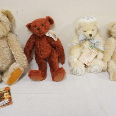 1278	GROUP OF ASSORTED VINTAGE STUFFED ANIMALS, BEARS INCLUDING MERRY THOUGHT, STEIFF, ETC, TALLEST APPROXIMATELY 18 IN
