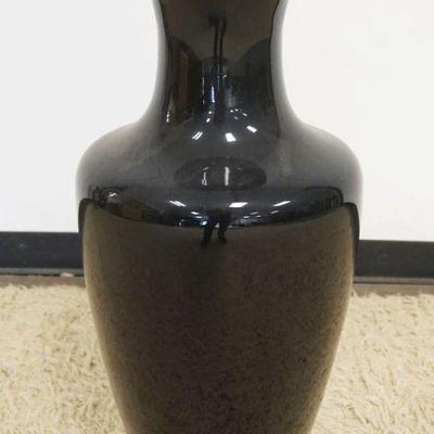 1144	BLACK ONYX GLASS FLOOR URN, APPROXIMATELY 31 IN HIGH
