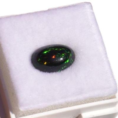 OVAL ETHIOPIAN BLACK FIRE OPAL 3.74 cts