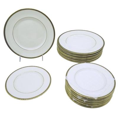 24 PC MINTON ST JAMES ENGLISH BONE CHINA