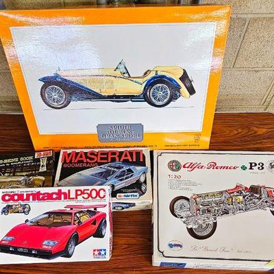 Vintage plastic & metal car models. Including some Pocher (Italy) models. (all unassembled)