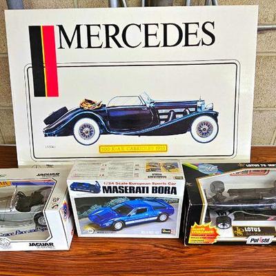 Vintage plastic & metal car models. Including some Pocher (Italy) models. (all unassembled)