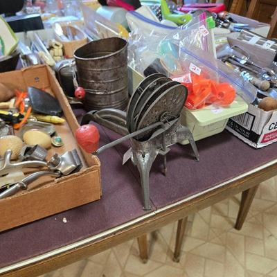 Estate sale photo