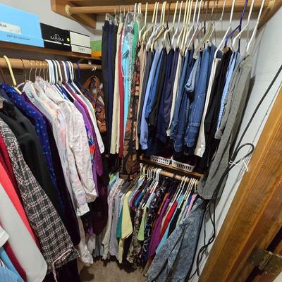 Ladies Clothes/Purses/Belts/Shoes