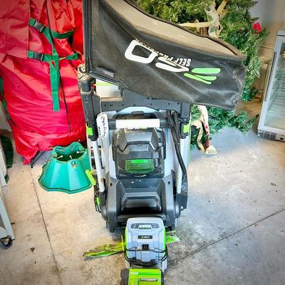 Lawnmower
