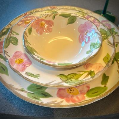 Franciscan "Desert Rose" china set - 60+ pieces
