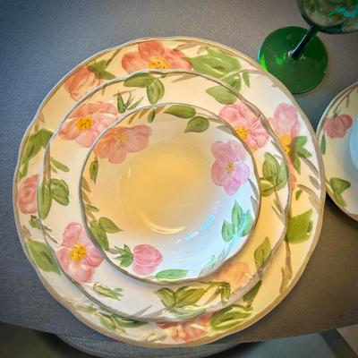 Franciscan "Desert Rose" china set - 60+ pieces