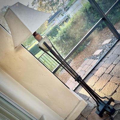 Outdoor metal floor lamp
