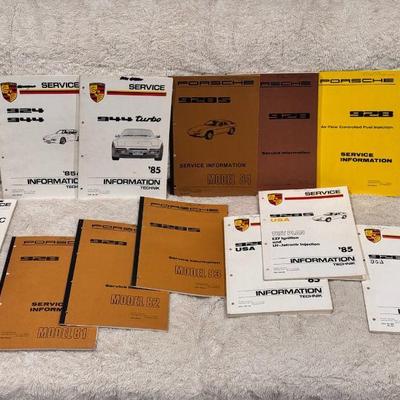 (12) Porsche 928 Service Information Booklets 1985
