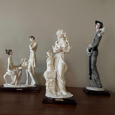 Giuseppe Armani Figurines