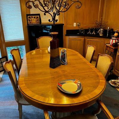 Beautiful Dining and chairs