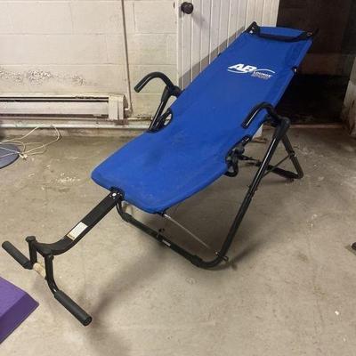 Lot 165 | AB Lounge Sport
