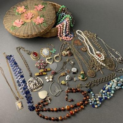 Lot 22 | Vintage Costume Jewelry In Woven Straw Box
