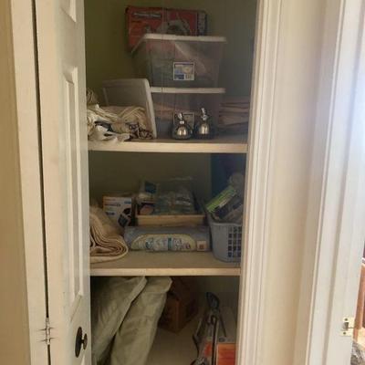 Lot 31 | Contents Of Closet

