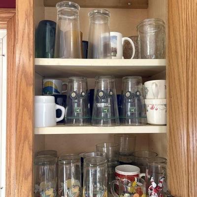 Lot 93 | Contents Of Cabinet
