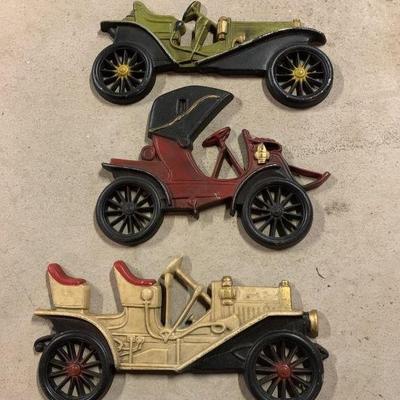 Lot 187 | Midwest Metal Antique Cars Wall Hangings
