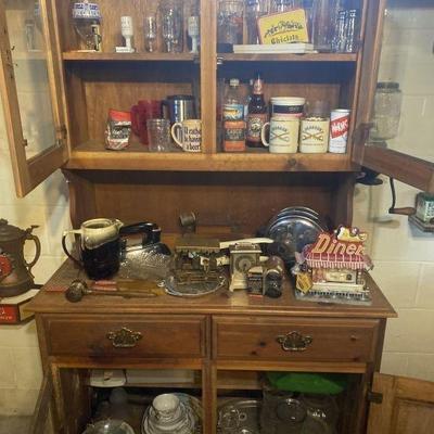 Lot 182 | Contents Of Cabinet
