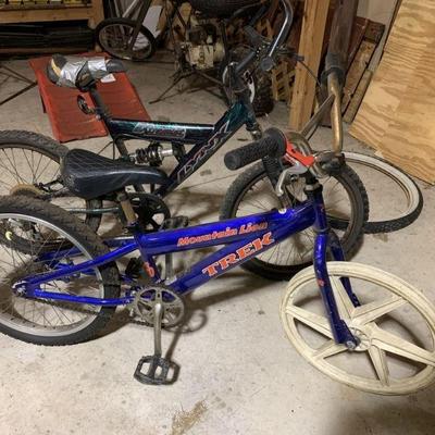 Lot 255 | 2 Youth Kids Mountain Bikes
