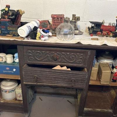 Lot 170 | Contents Of Cabinet
