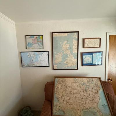 Framed maps 