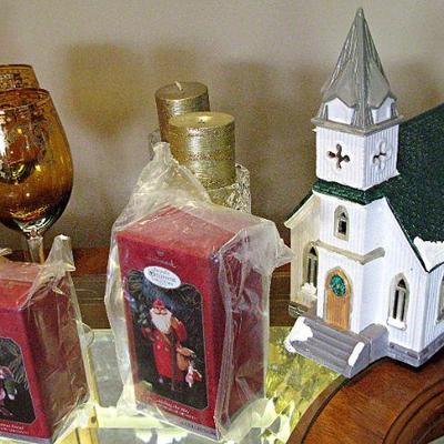 Hallmark Ornaments / Lighted Village Church