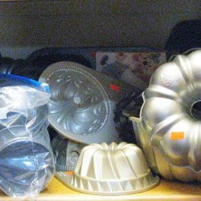Nordic and Wilton Professional Bakeware New
