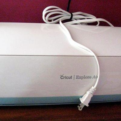 Cricut Air Machine and other Cricut Machines