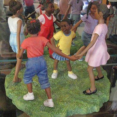 Thomas Blackshear Statues