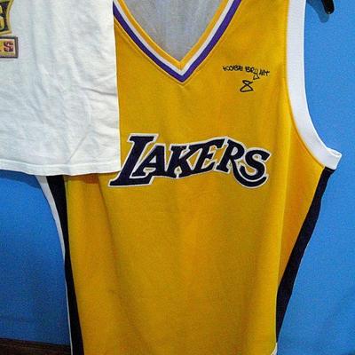Vintage Kobe Bryant #8 Majestic Lakers Jersey Men's 2XL