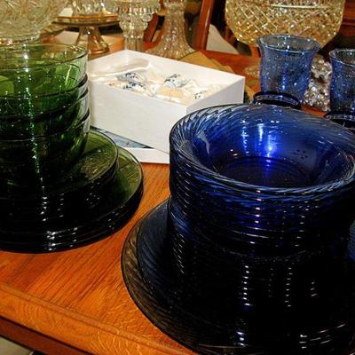 Vintage Pyrex Cobalt Blue Festiva Bowls, Lunch & Dinner Plates