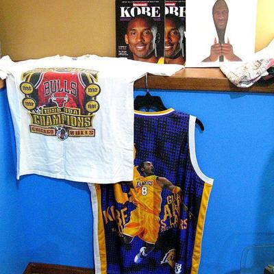 Vintage Kobe Bryant #8 Majestic Lakers Jersey Men's 2XL / Chicago Bulls 1996 NBA Champions T Shirt /Kobe Bryant Newsweek Magazines /