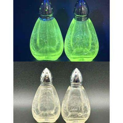 Vintage Crackle Glass