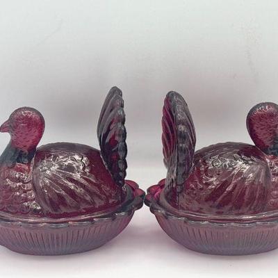 (2) Glass Turkey On Nests With Stickers
