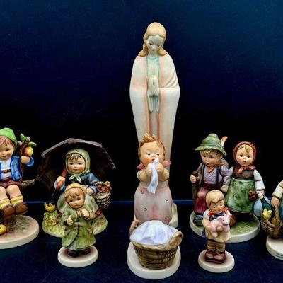 (8) Vintage Goebel Hummels, Some Signed Feat. Wash Day
