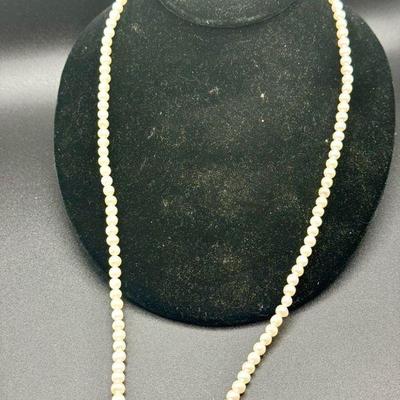 22” Pearl Necklace With 14KT Gold Clasp Stamped FIC
