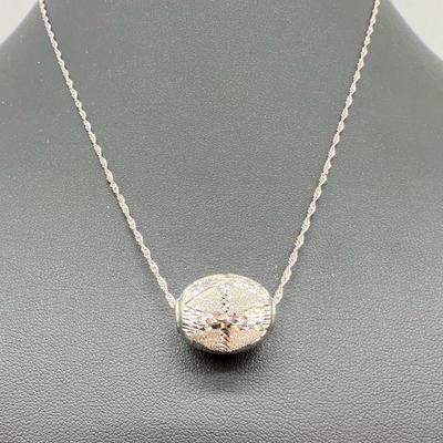14 Karat White Gold Necklace Stamped 14K & 585
