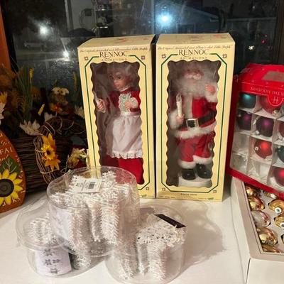 Vintage Christmas items and decor 