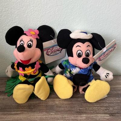 Vintage Disney Mickey & Minnie Mouse Hawaiian Vacation 2pc Plush set BRAND NEW!