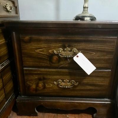nightstand $40
25 X 16 X 24"
2 available