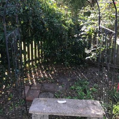 arbor $65
31 X 22 X 74"