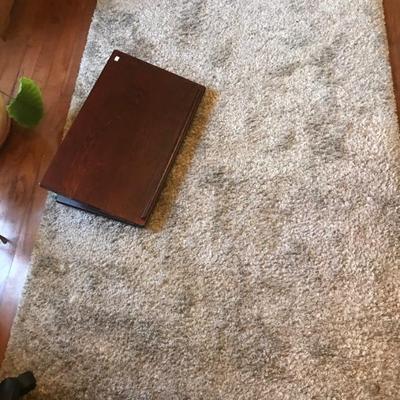 rug $25
4 X 6.5'