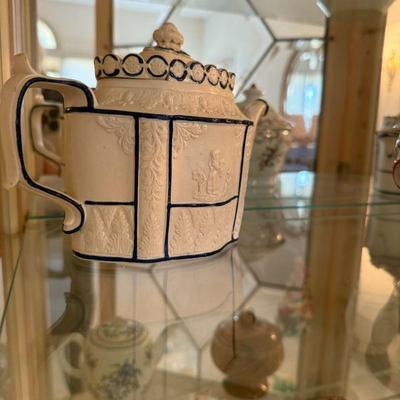 Antique Castleford creamware teapot