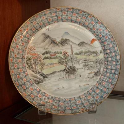 Antique 19th century Chinese export porcelain plate