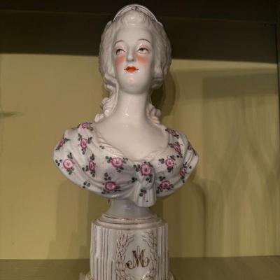Antique Sevres porcelain bust of Marie Antoinette gifted to Martha Washington by Lafayette