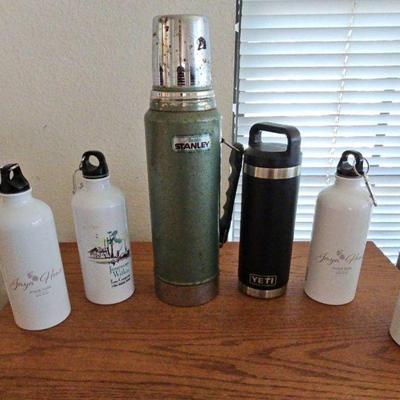 BEE115-Vintage Stanley Classic Insulated Bottle With Others
