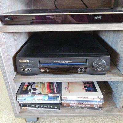 BEE003-Panasonic Blu-ray Disc Player And Panasonic VHS Player