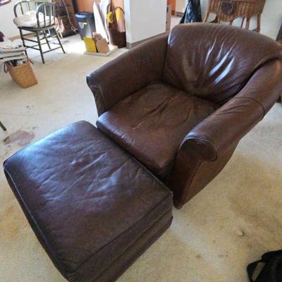 BEE034-Comfortable Medium Sized Brownish Pleather Armchair W/ Rectangle Ottoman