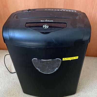 BEE048- Woolsche Paper Shredder 
