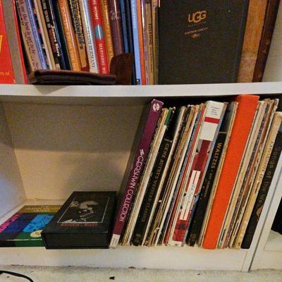 BEE126-Cool Collection Of Vintage LP Records
